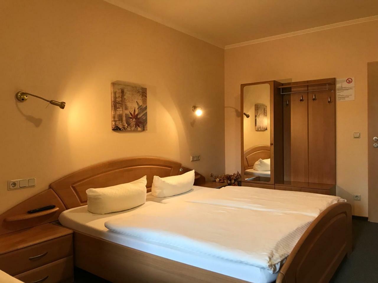 Garni Hotel Viktoria Sohren Exterior foto